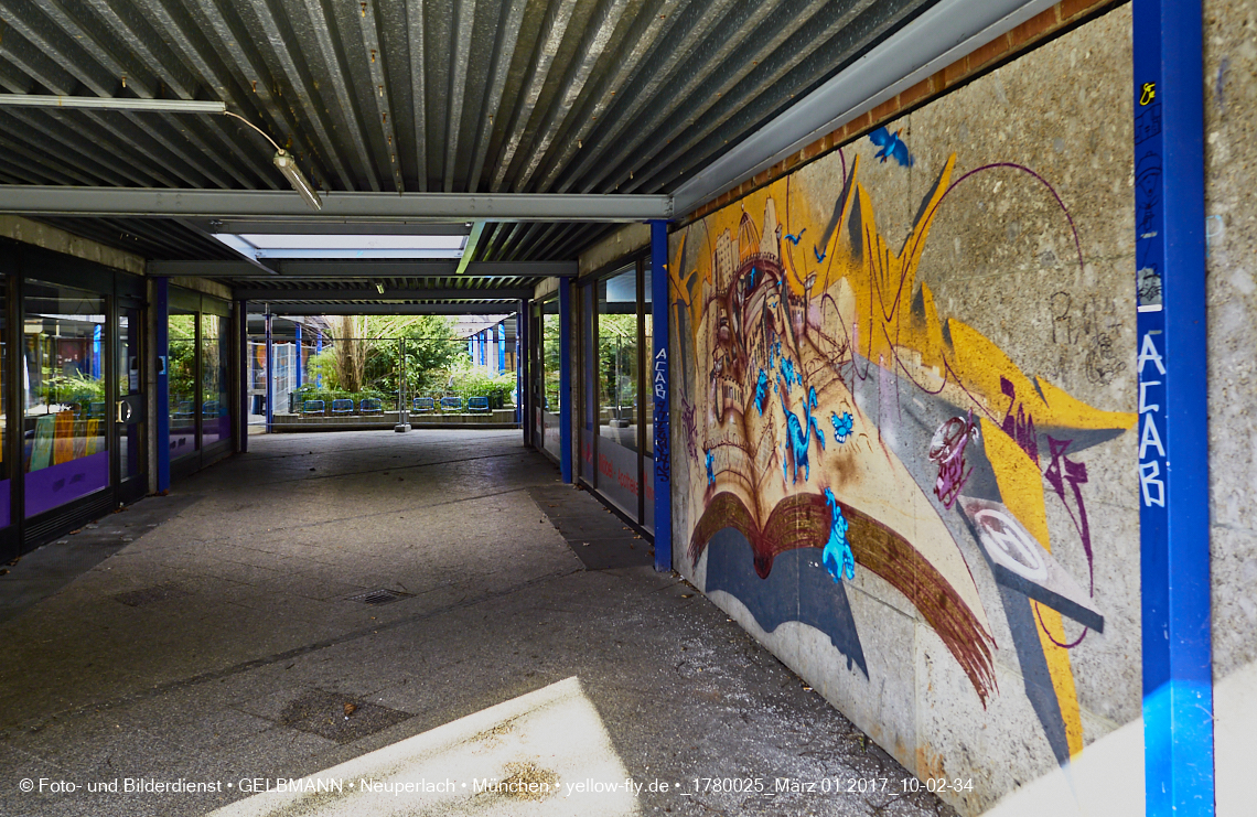 01.03.2017 - die Abrissbaustelle Quiddezentrum in Neuperlach